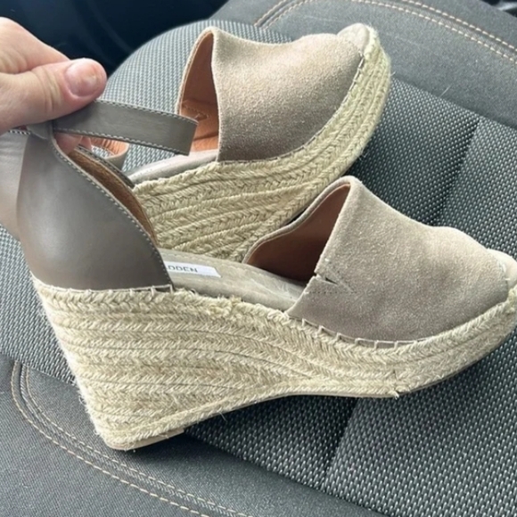 Wedges - Picture 5 of 5